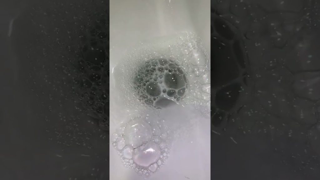 olores intensos en tuberías interiores